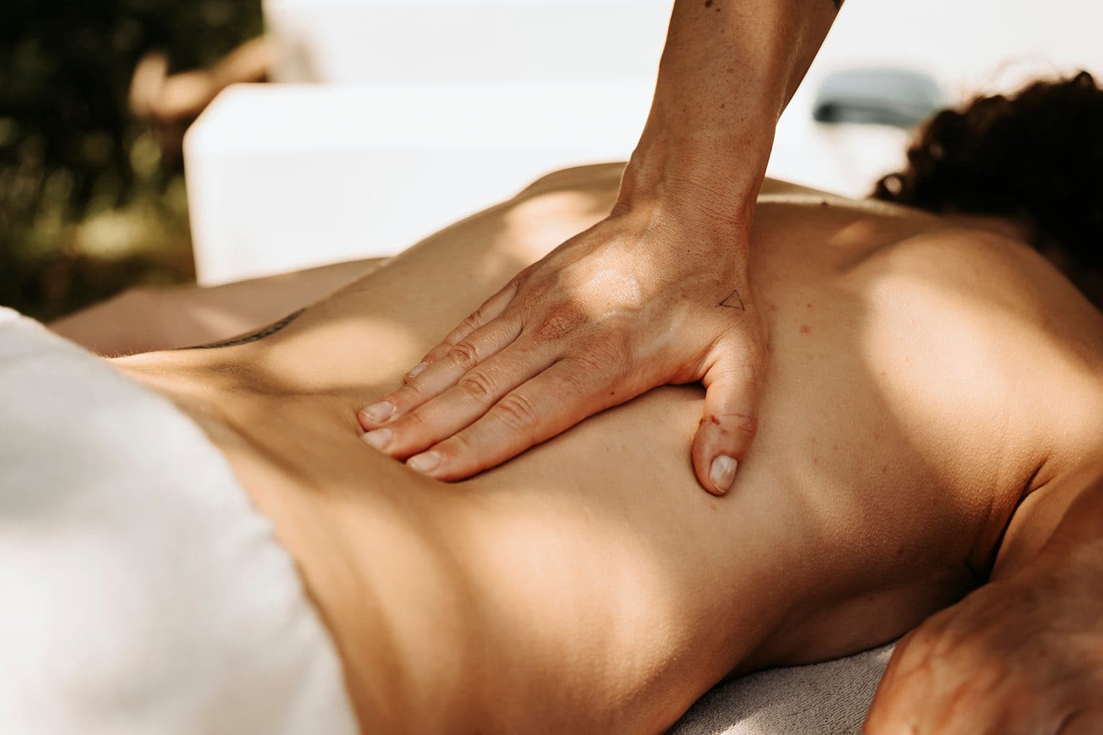 Séance de massage au calme au cabinet d'Hossegor
